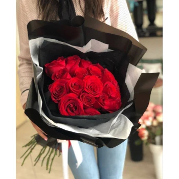 Bouquet of 31 red roses